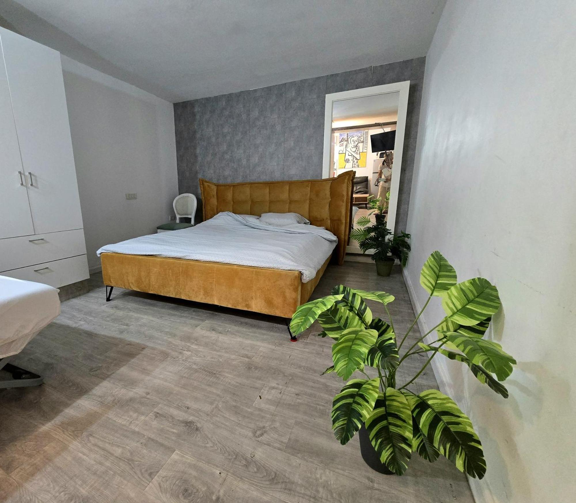 Emile Zola Rishon LeZion Exterior foto